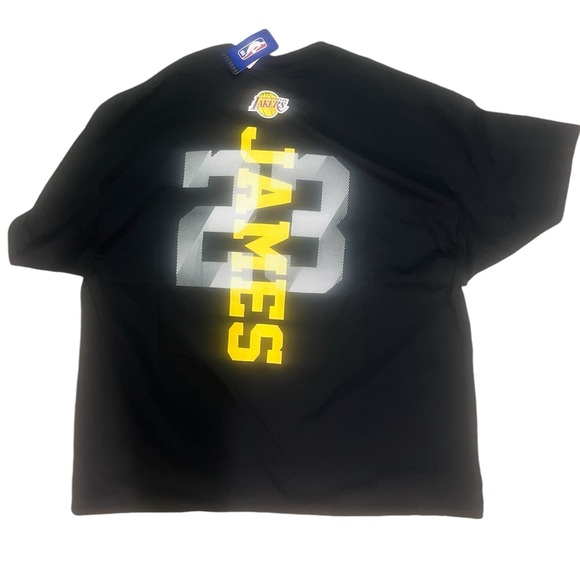 NBA Los Angeles Lakers Lebron James Tee - Picture 2 of 5